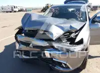 2017 Mitsubishi OUTLANDER фото