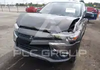 2017 Mitsubishi OUTLANDER photo