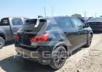 2017 Mitsubishi OUTLANDER фото