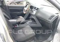 2017 Mitsubishi OUTLANDER photo