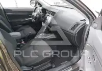 2017 Mitsubishi OUTLANDER photo