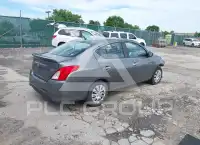 2017 Nissan VERSA photo