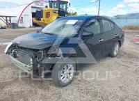 2017 Nissan VERSA photo