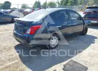 2017 Nissan VERSA фото