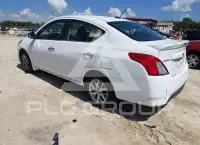 2017 Nissan VERSA фото