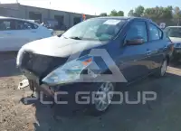 2017 Nissan VERSA фото