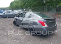 2017 Nissan VERSA photo
