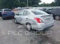 2017 Nissan VERSA фото