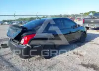 2017 Nissan VERSA фото