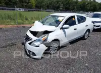 2017 Nissan VERSA фото