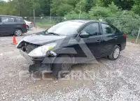 2017 Nissan VERSA фото
