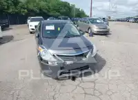 2017 Nissan VERSA photo