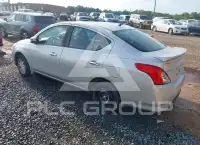 2017 Nissan VERSA фото