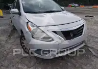 2017 Nissan VERSA photo