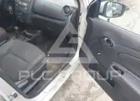 2017 Nissan VERSA фото