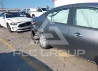 2017 Nissan VERSA фото