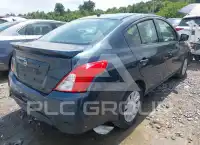 2017 Nissan VERSA фото