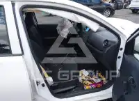 2017 Nissan VERSA фото