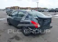 2017 Nissan VERSA фото