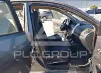 2017 Nissan VERSA фото