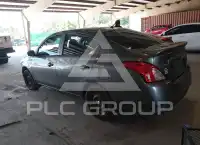 2017 Nissan VERSA фото