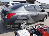 2017 Nissan VERSA фото