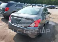 2017 Nissan VERSA фото