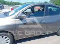 2017 Nissan VERSA фото
