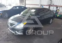 2017 Nissan VERSA фото