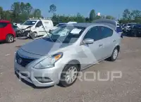 2017 Nissan VERSA фото