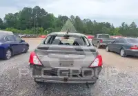 2017 Nissan VERSA фото