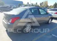 2017 Nissan VERSA фото