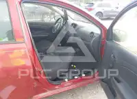 2017 Nissan VERSA фото