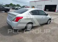 2017 Nissan VERSA фото