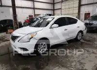 2017 Nissan VERSA photo