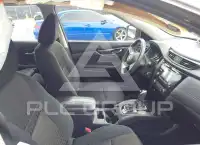 2017 Nissan ROGUE photo