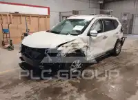 2017 Nissan ROGUE фото