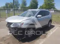 2017 Nissan ROGUE фото