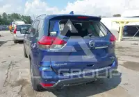 2017 Nissan ROGUE photo