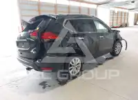 2017 Nissan ROGUE фото