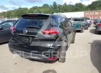 2017 Nissan ROGUE photo