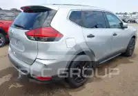 2017 Nissan ROGUE photo