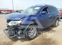 2017 Nissan ROGUE photo