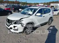 2017 Nissan ROGUE photo