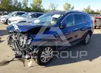 2017 Nissan ROGUE photo