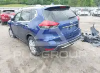 2017 Nissan ROGUE photo