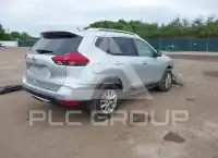 2017 Nissan ROGUE фото