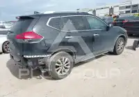 2017 Nissan ROGUE фото