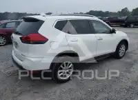 2017 Nissan ROGUE photo