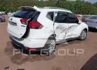 2017 Nissan ROGUE photo
